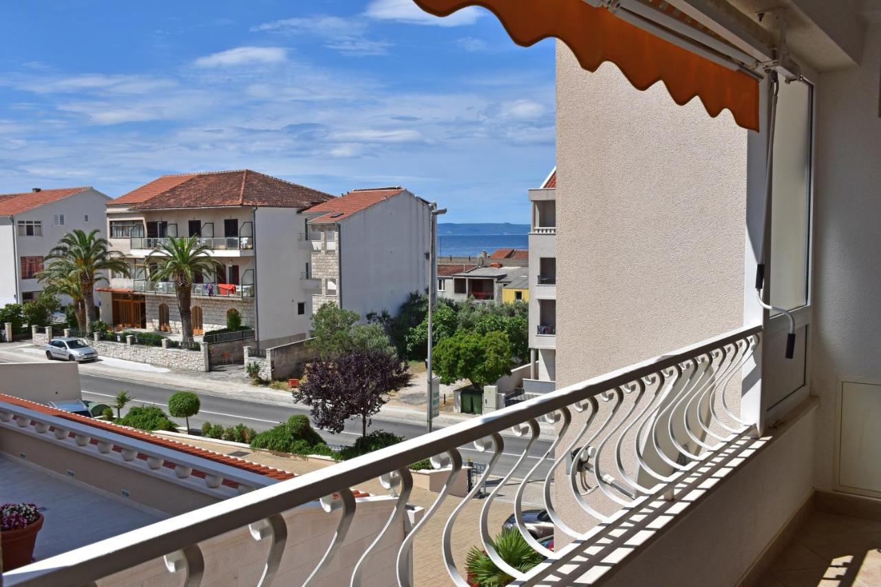 Apartments Stone Tucepi Exterior photo